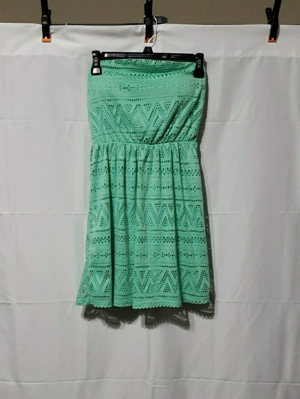 No Boundaries Strapless Lace Mini Dress In A Mint Teal Color. Size: Small